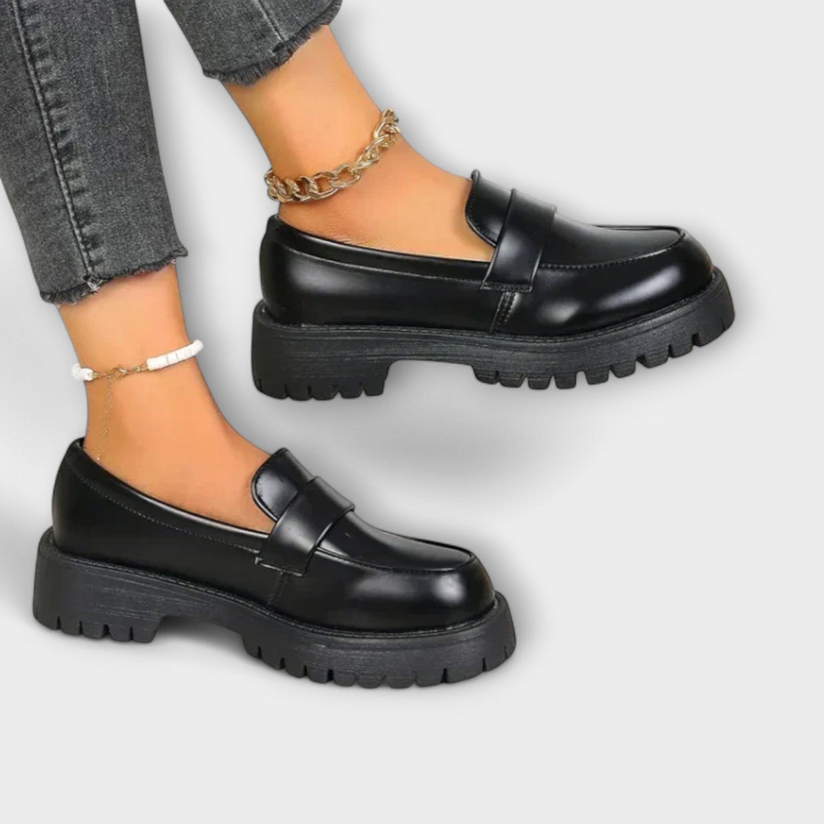 Andrea - Mocasines Femeninos con Diseño Ortopédico y Tacones de Satén