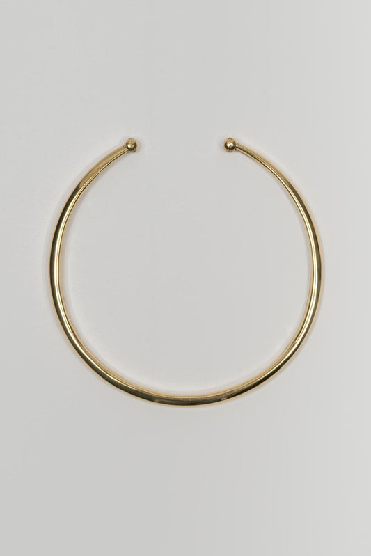Collar Névora latón