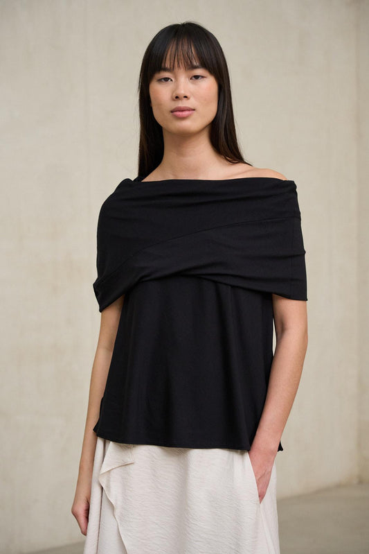 Camiseta Oryen negro