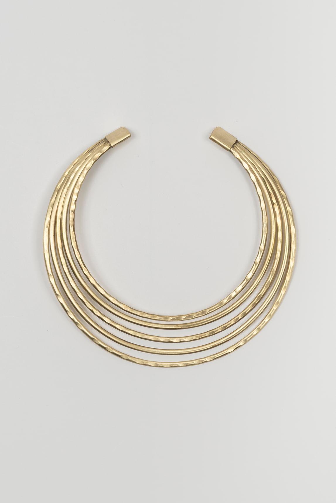 Collar Seravia latón