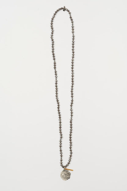 Collar Arvyn gris oscuro