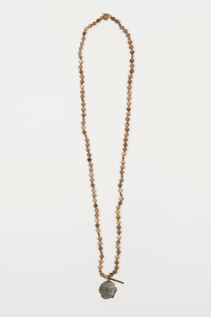 Collar Arvyn arena