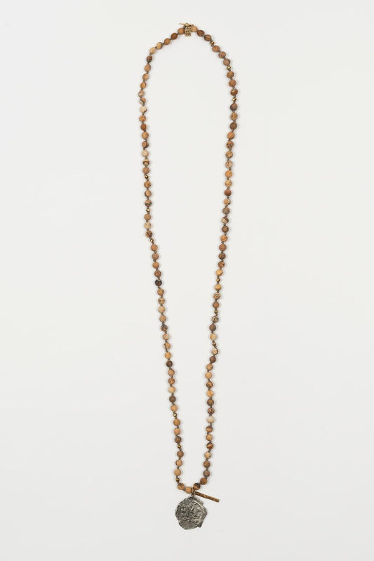 Collar Arvyn arena