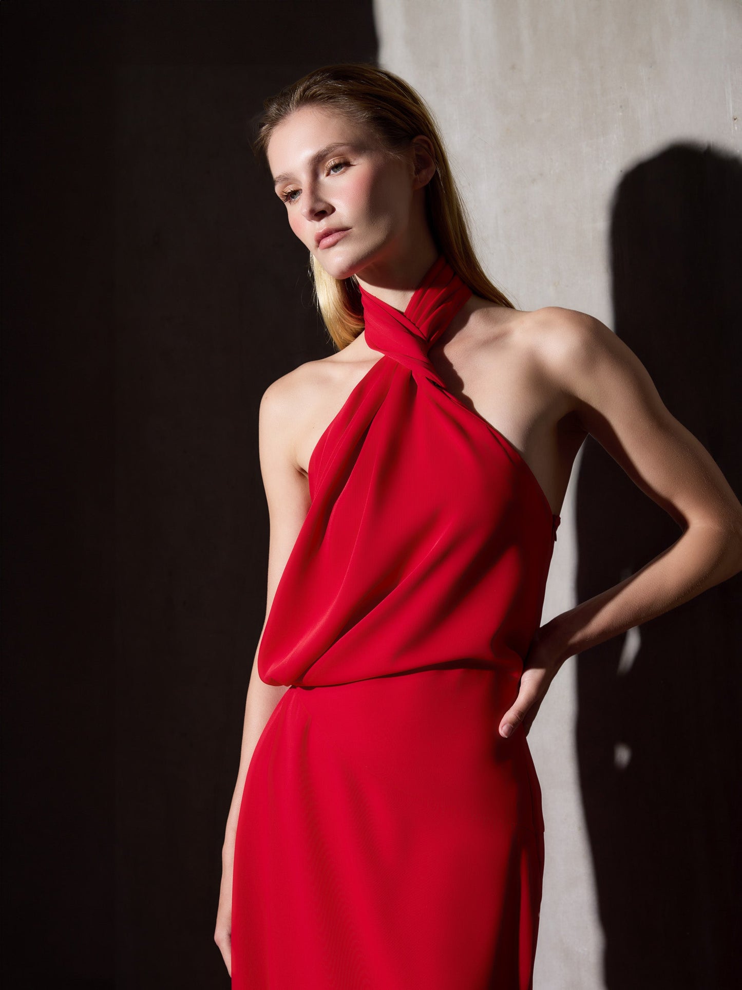 Vestido CaprileXSilbon halter rojo