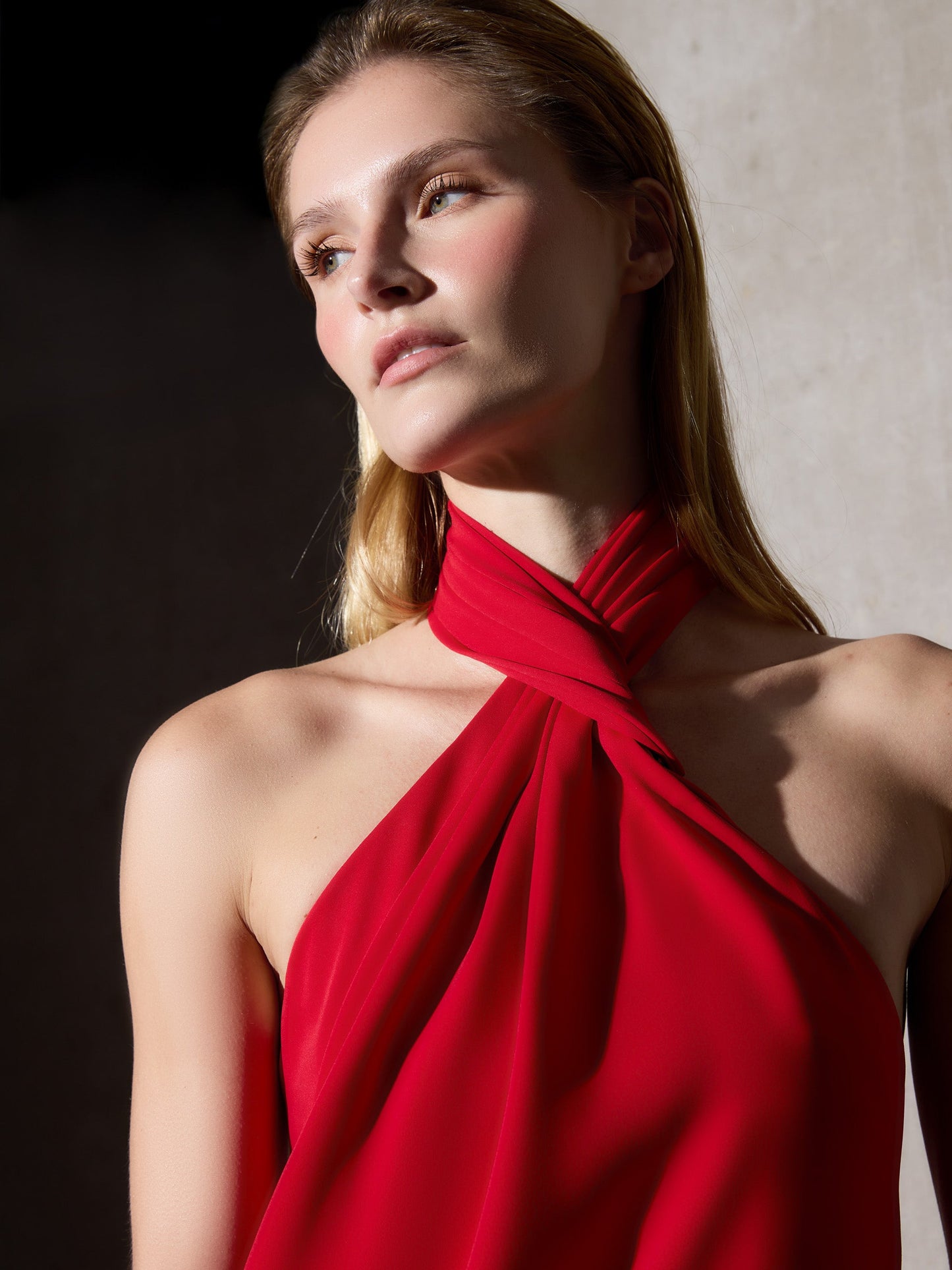 Vestido CaprileXSilbon halter rojo