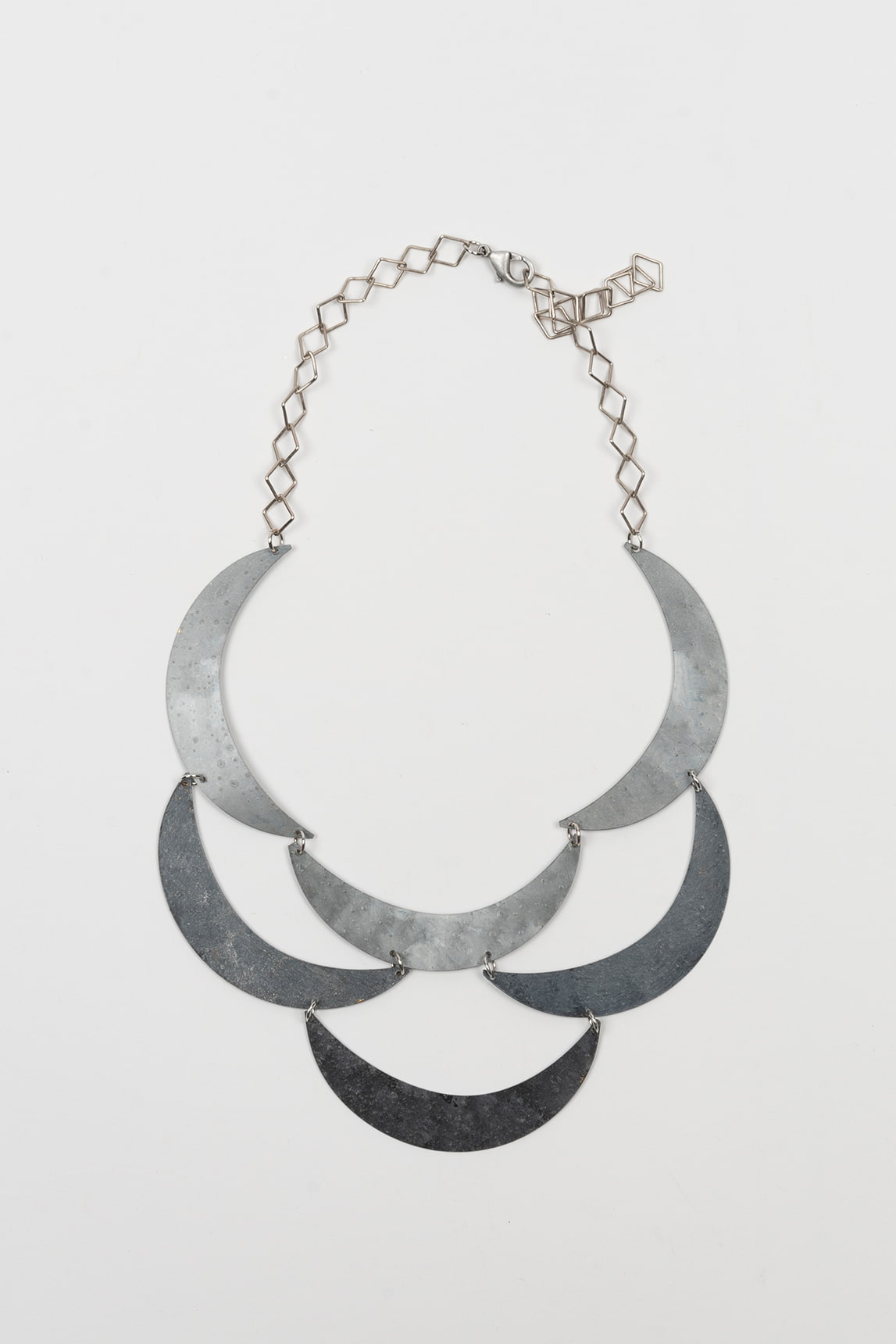 Collar FL Private Collection media luna