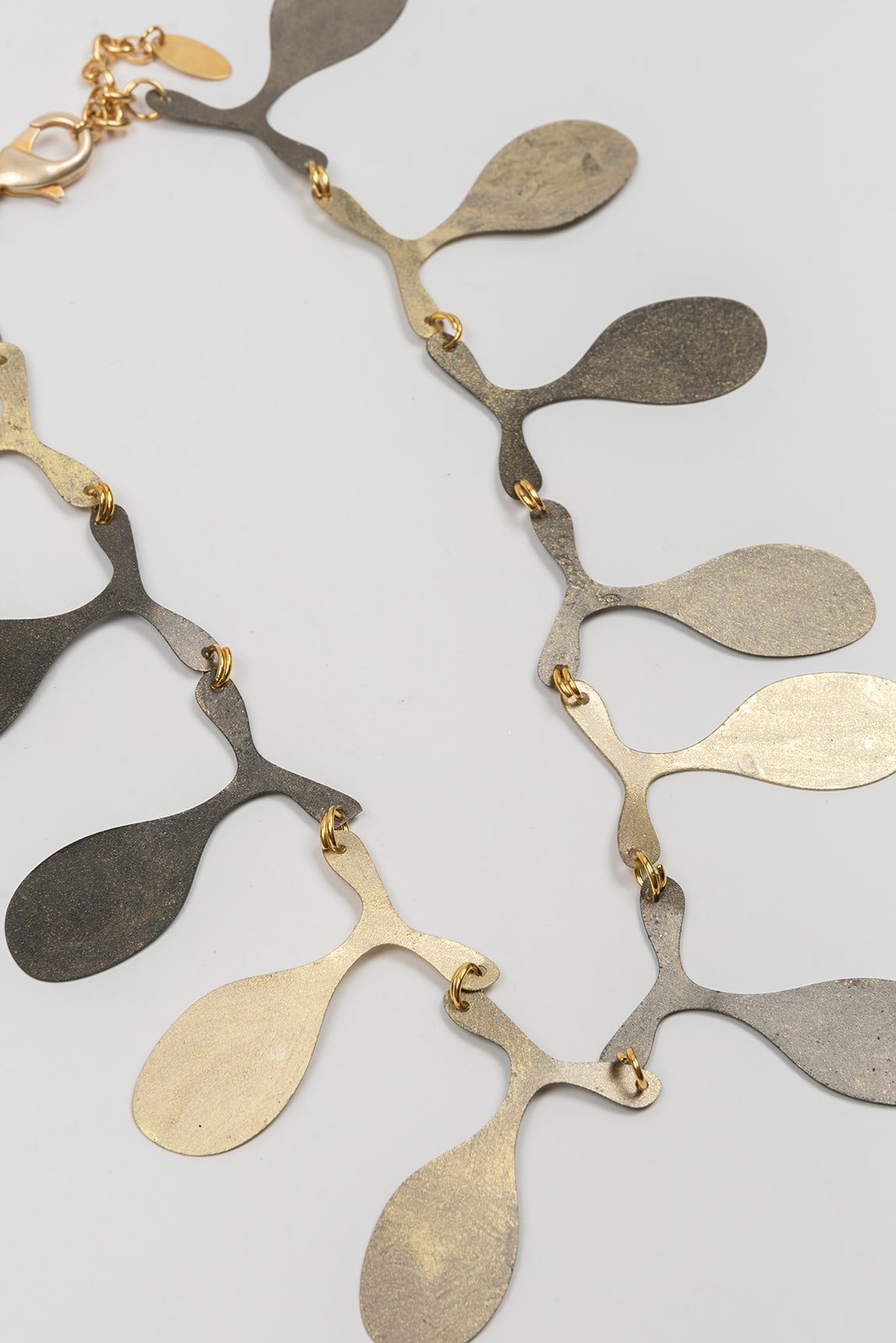 Collar FL Private Collection lagrimas dorado