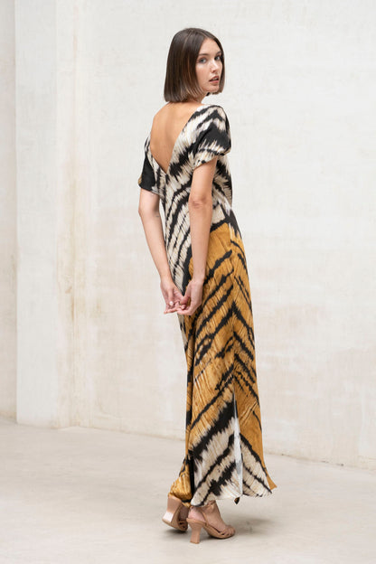 Vestido Yungle estampado mostaza y negro