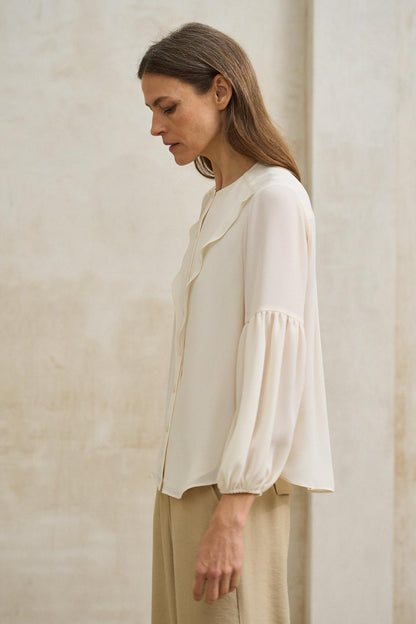 Blusa Liora crudo