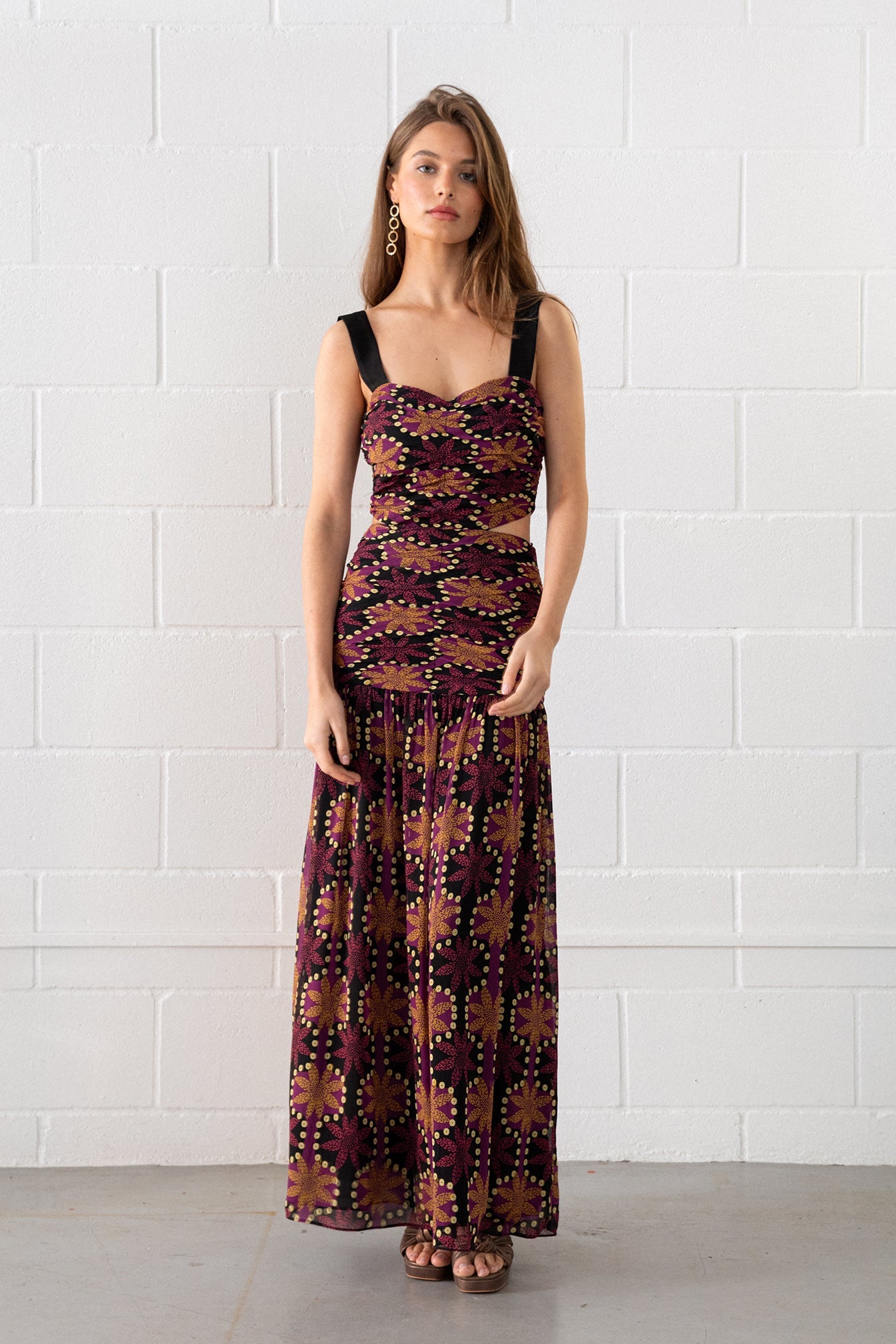 VESTIDO MIDI CUT OUTS MAURA