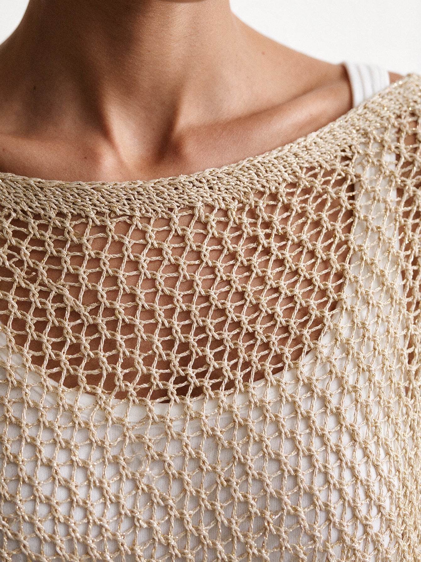 PONCHO ARMONIAS CALADO BRILLO