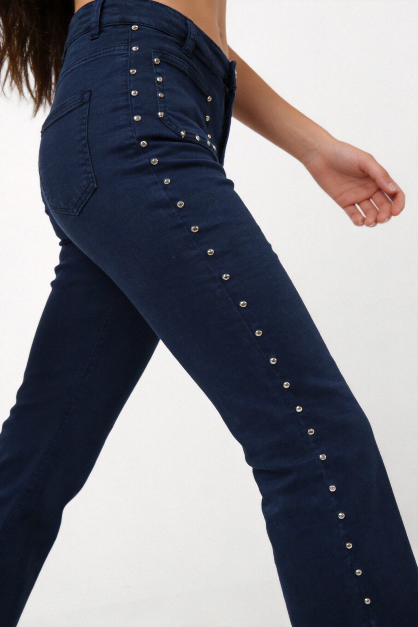 JEANS TEEN TACHUELAS