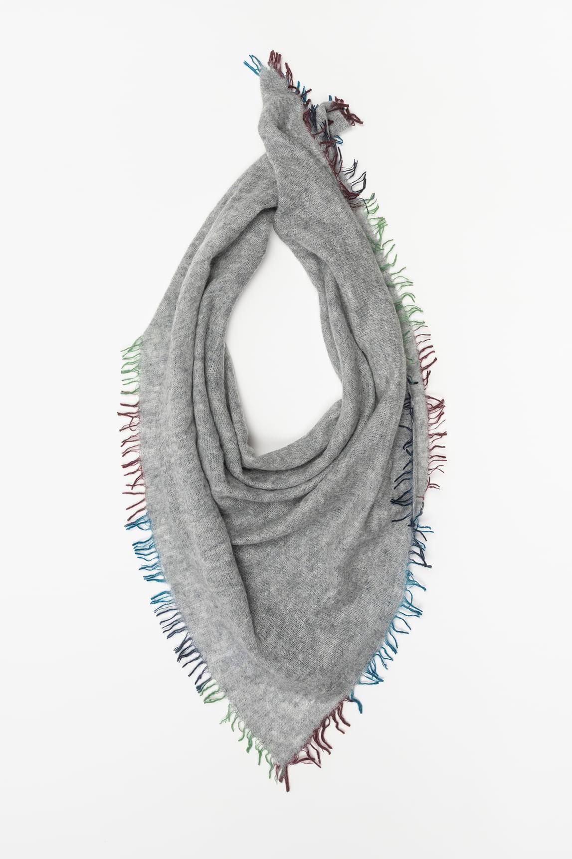 Pañuelo Damiel gris