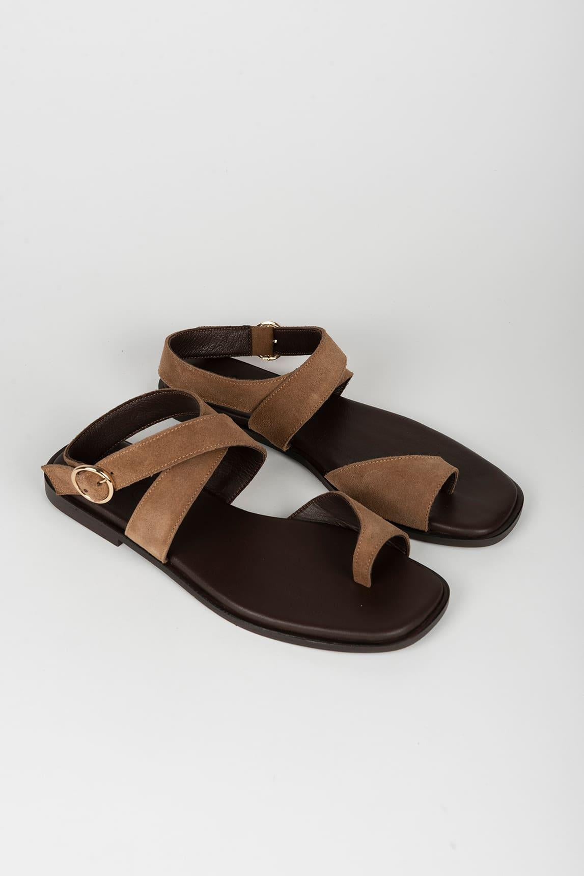 Sandalia Eryon camel