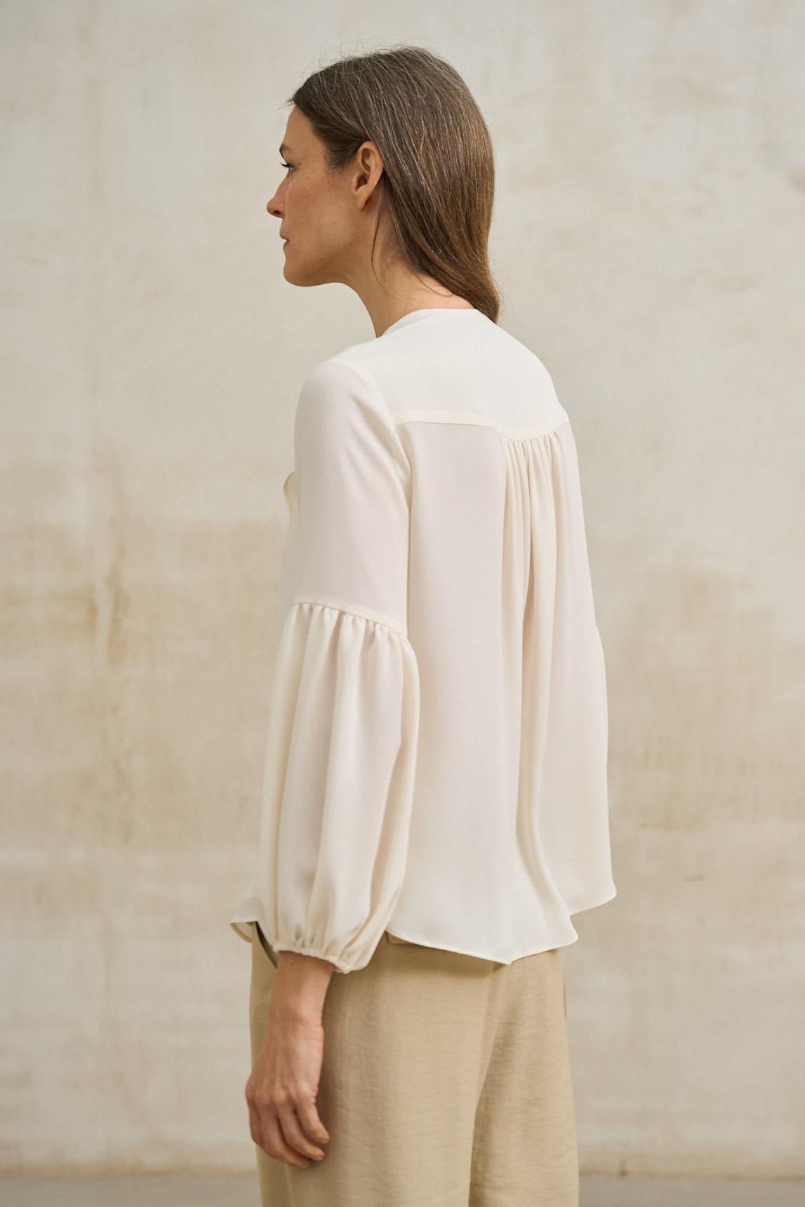 Blusa Liora crudo
