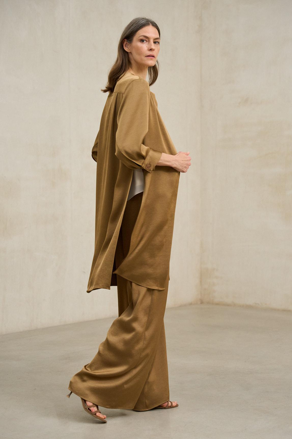Levita Náyade camel
