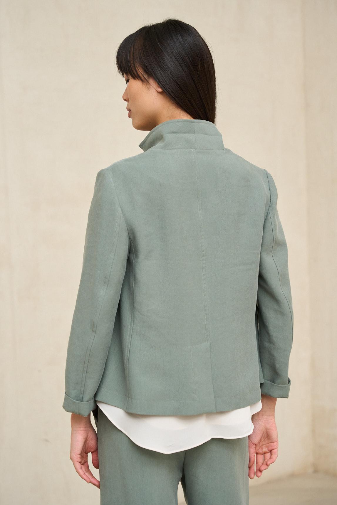 Chaqueta Alva verde salvia
