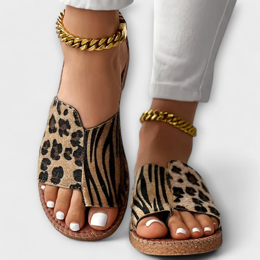 Pilar - Sandalias Bicolores con Estampado de Leopardo