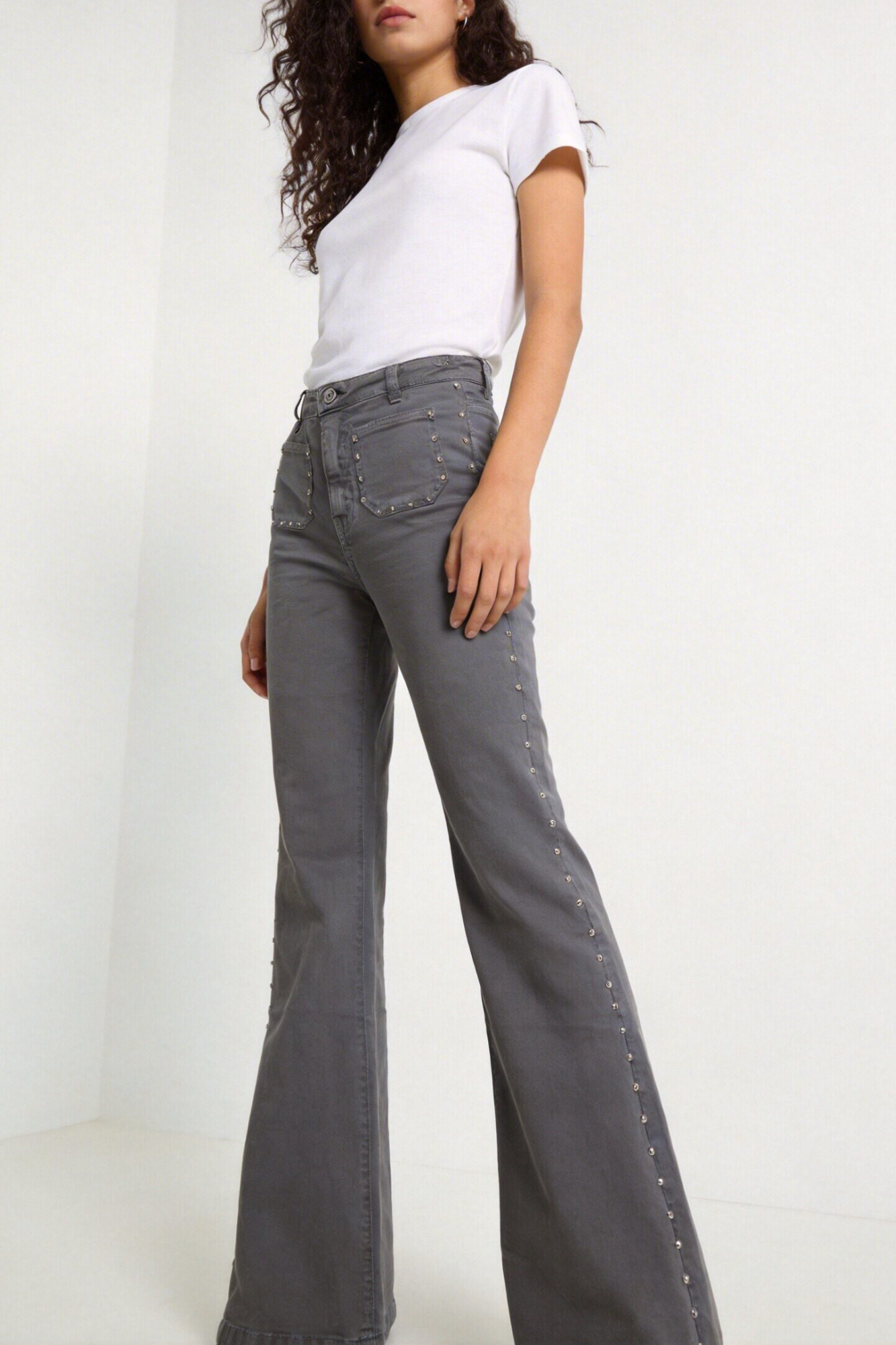 JEANS TEEN TACHUELAS