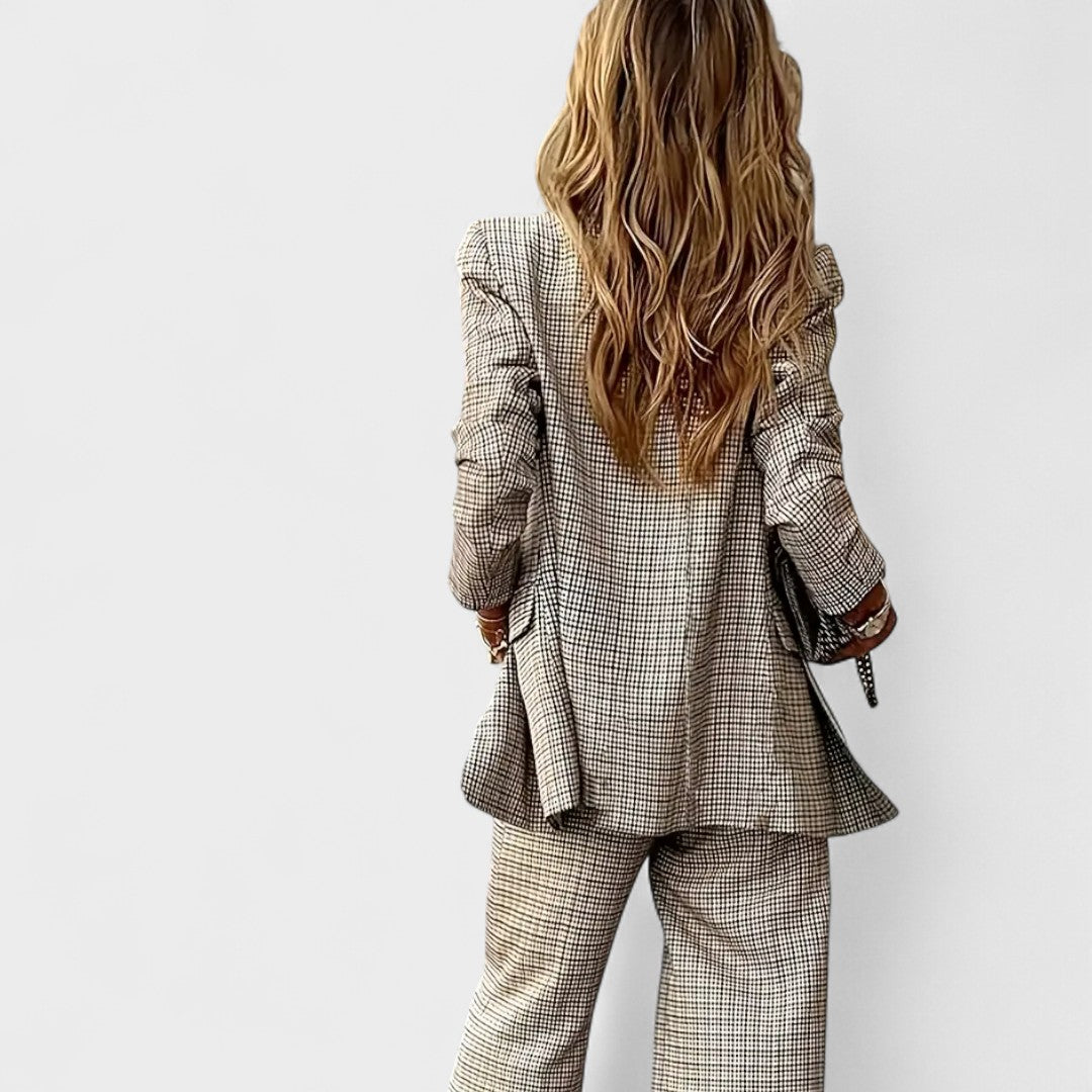 Carlota - Conjunto Elegante