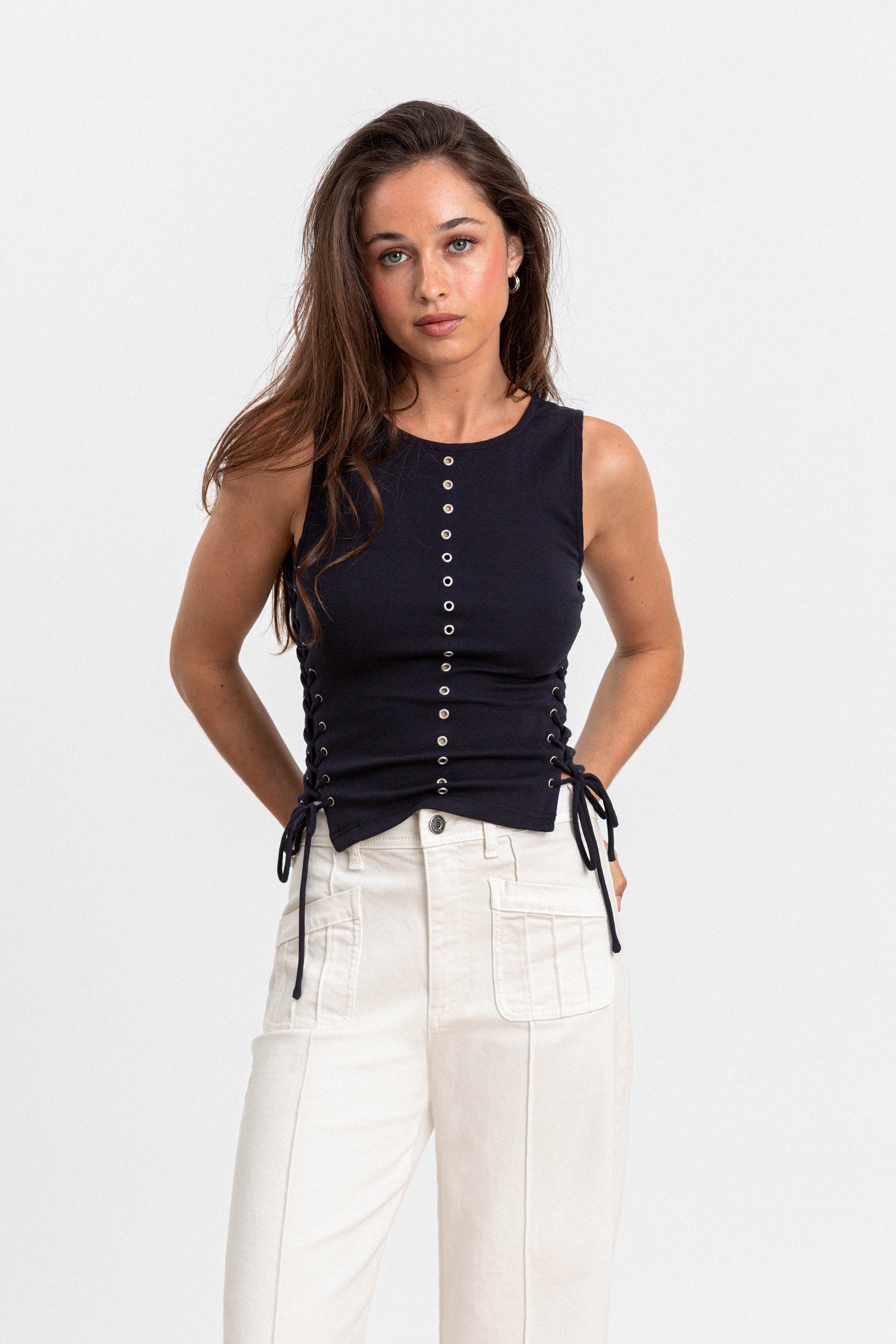 TOP EYELETS LAZOS