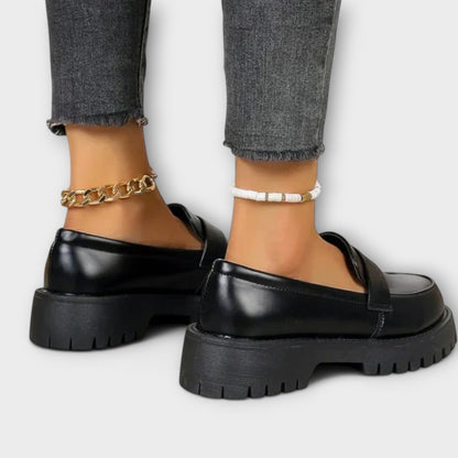 Andrea - Mocasines Femeninos con Diseño Ortopédico y Tacones de Satén