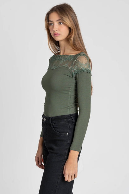 CAMISETA ARMONIAS ENCAJE