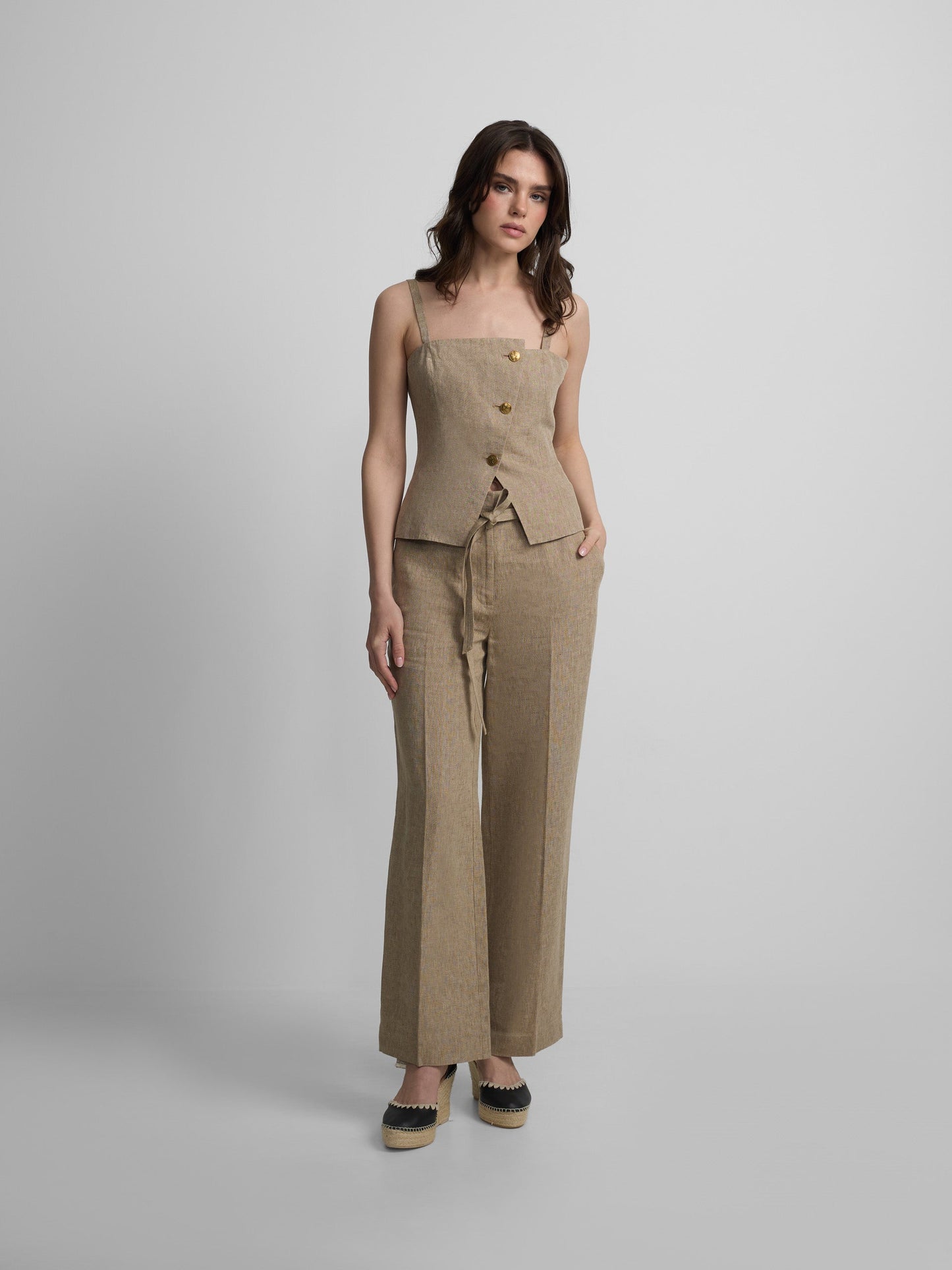 Top palabra de honor beige