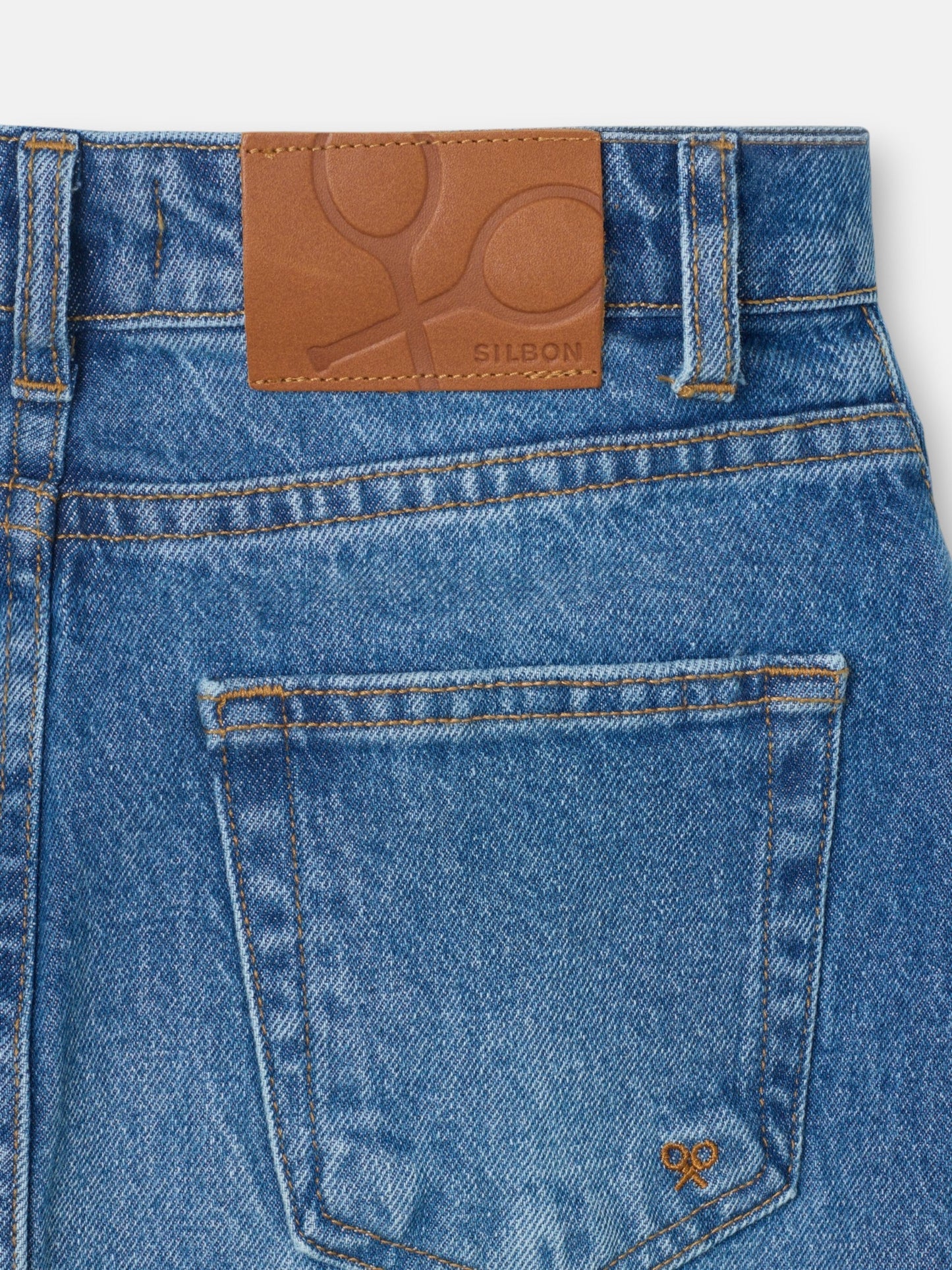 Falda midi recta abertura lateral denim