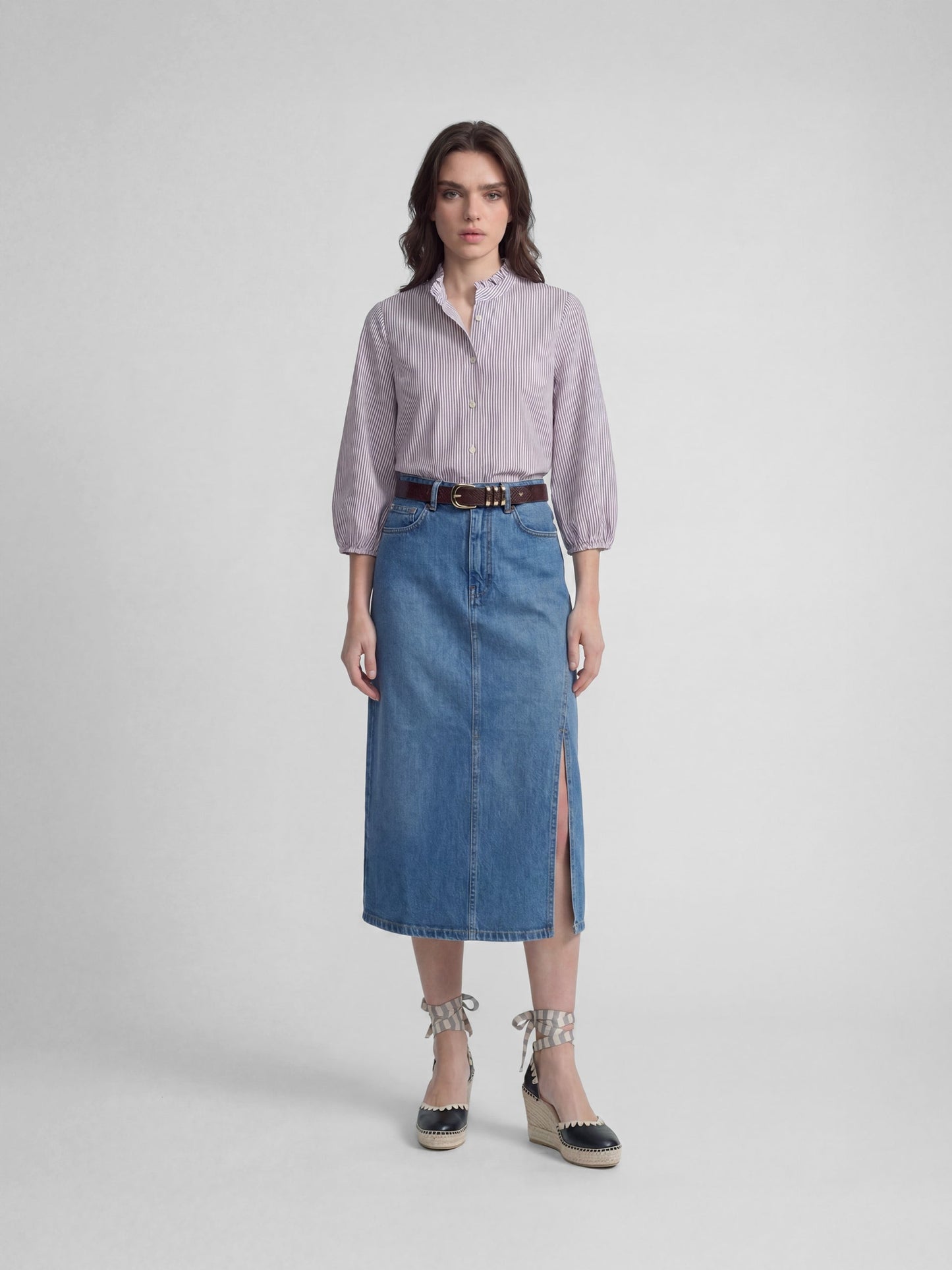 Falda midi recta abertura lateral denim