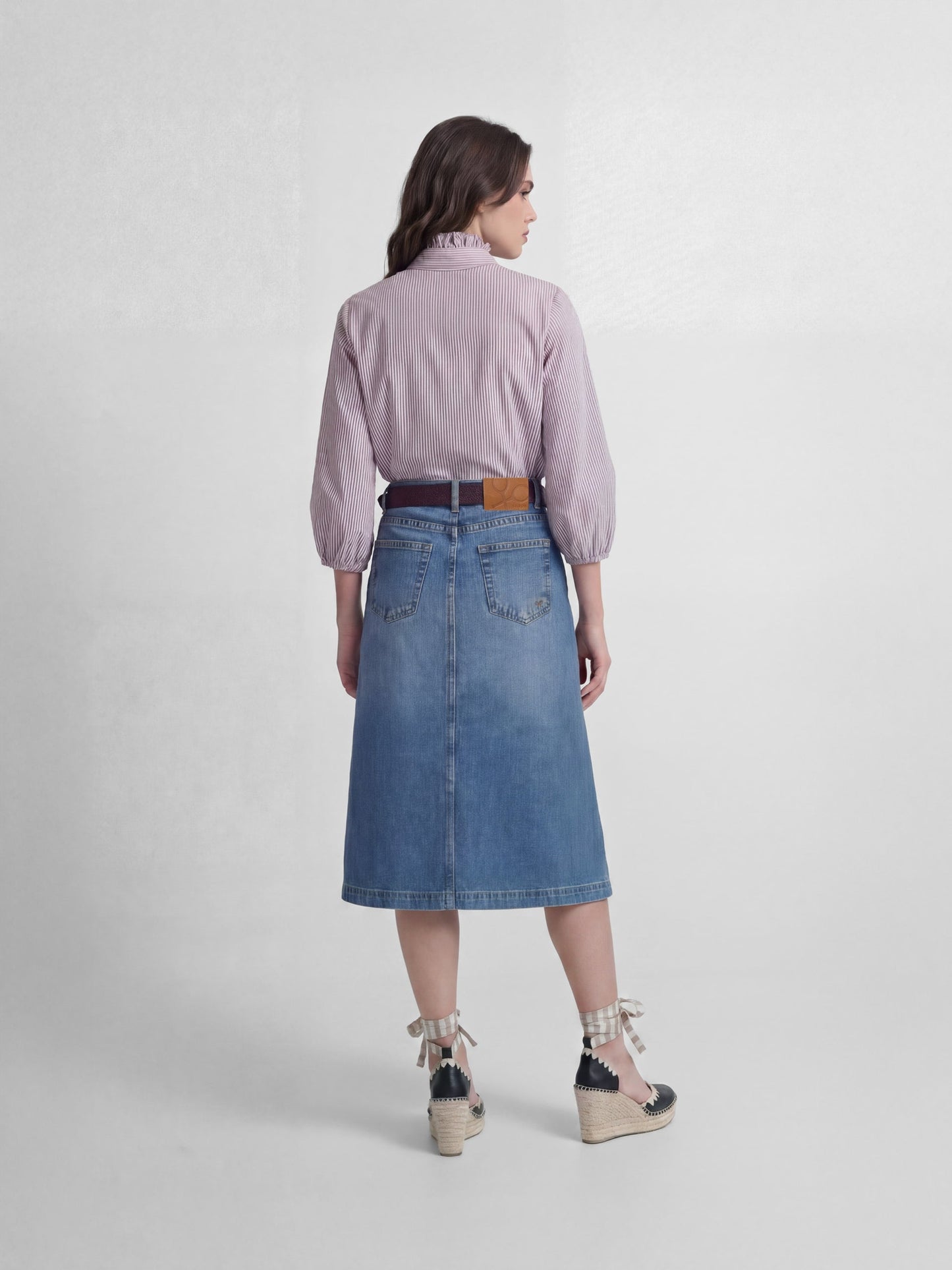 Falda midi recta abertura lateral denim