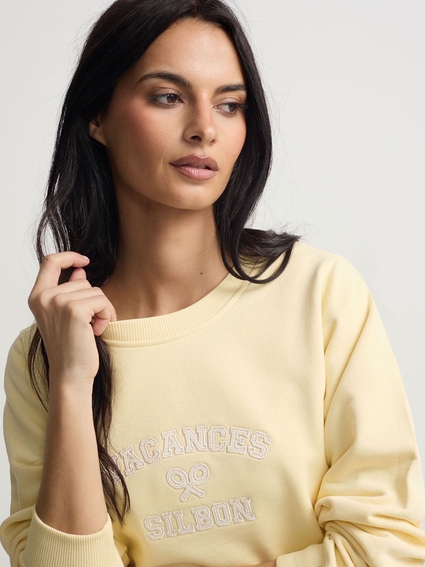 Sudadera woman detalle cuerdas amarilla