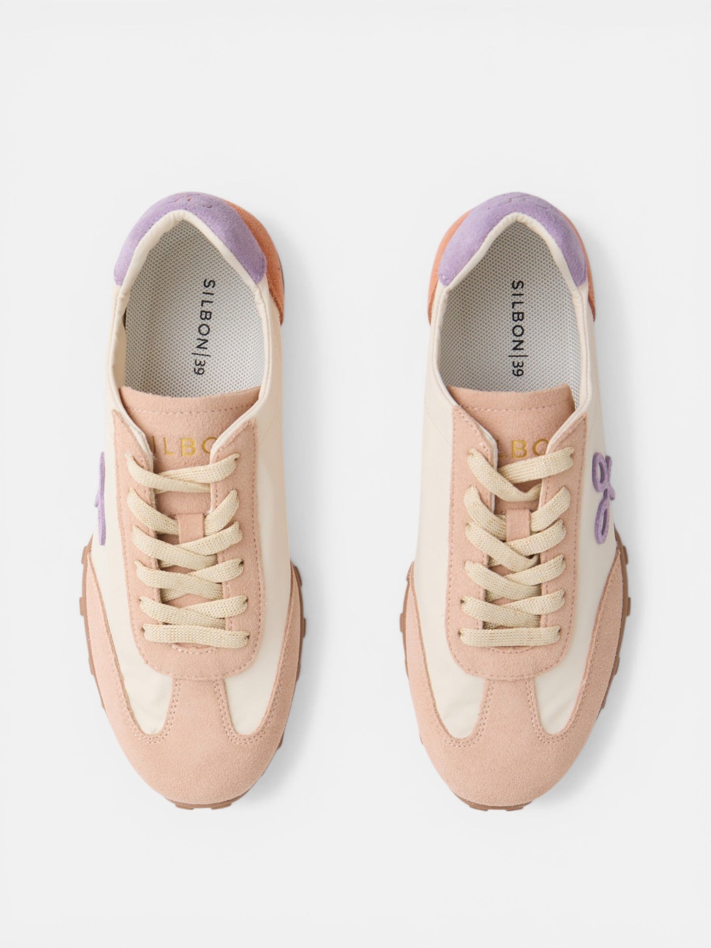 Zapatilla running morada y naranja