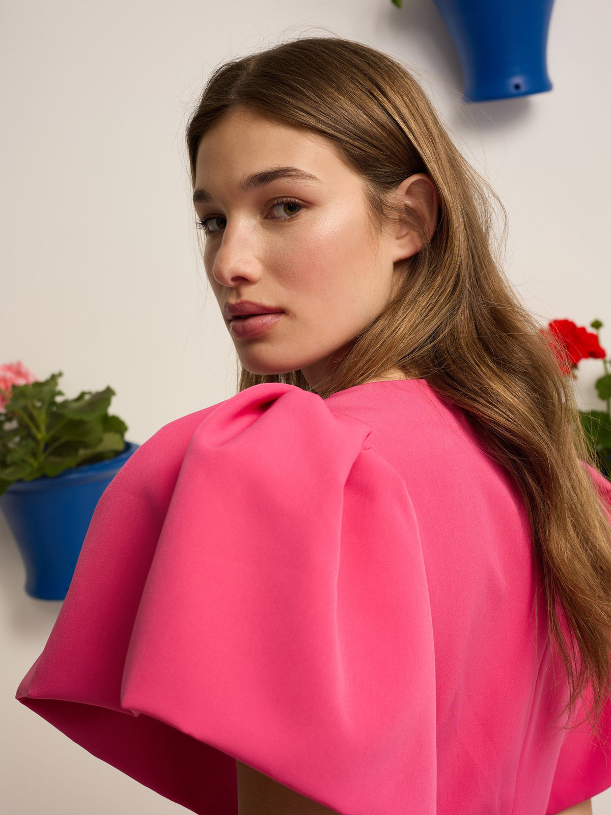 Vestido event collection midi manga abullonada rosa