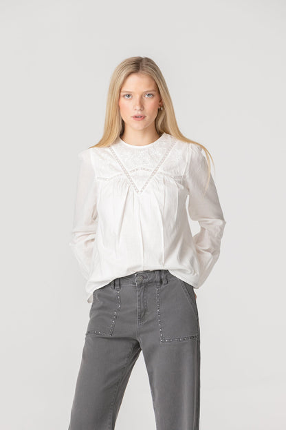 BLUSA BORDADOS CANESU ENTREDOS