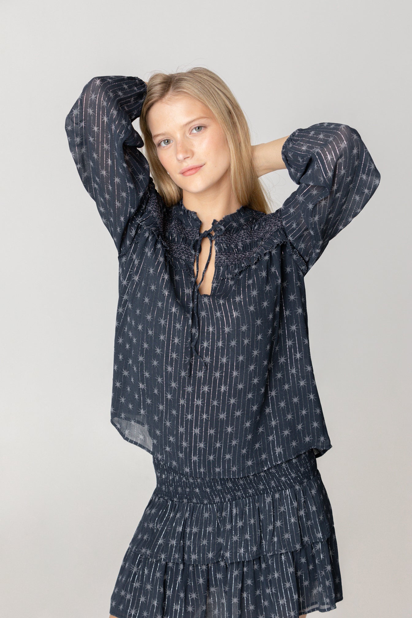 BLUSA ESTAMPADA FRUNCES