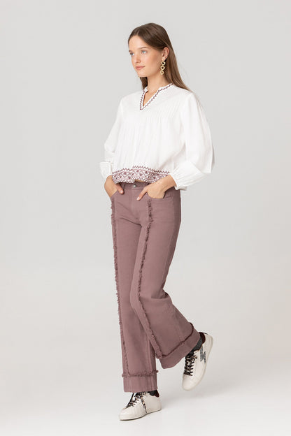 BLUSA JARETAS BORDADO