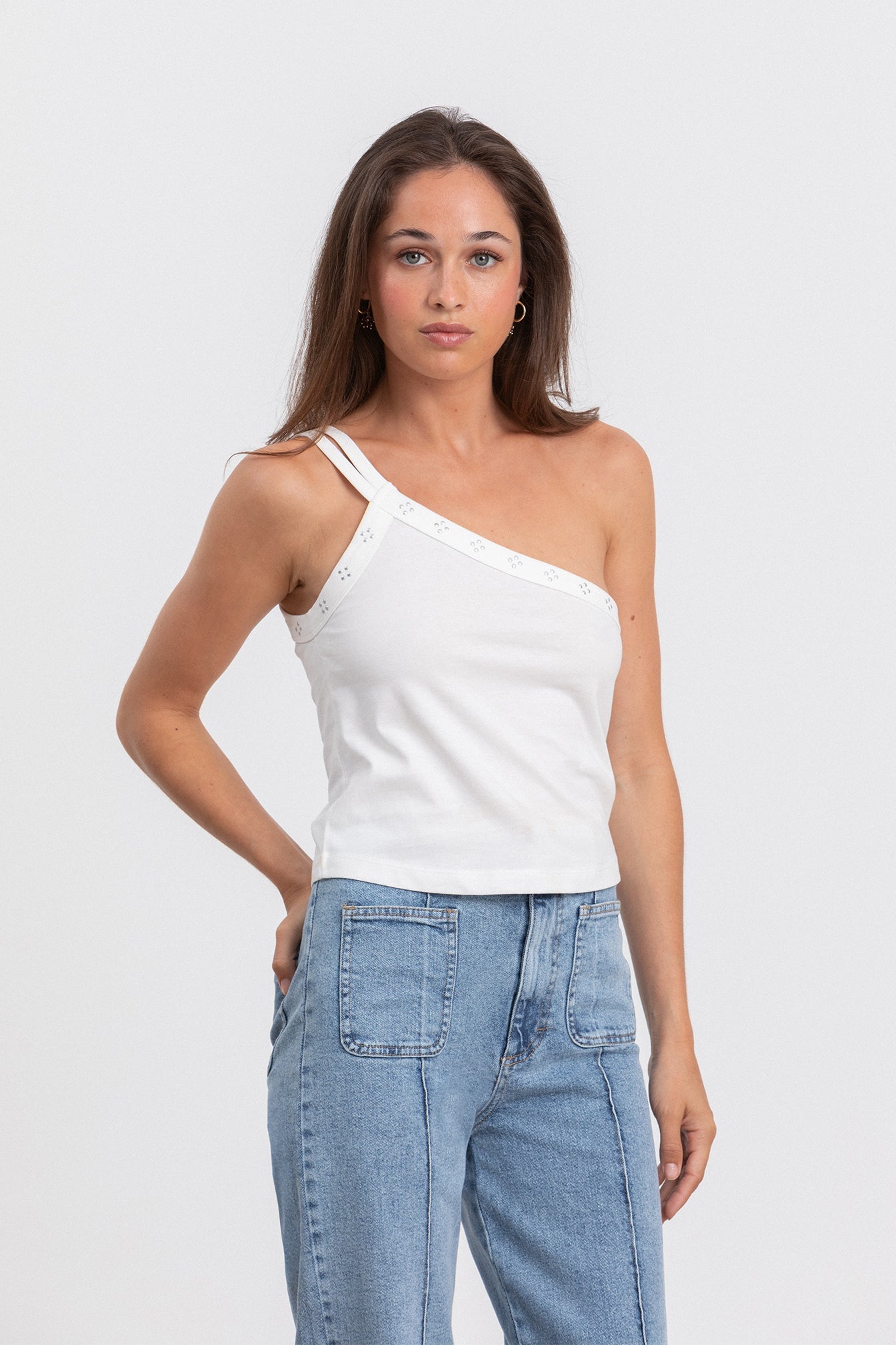 TOP ASIMETRICO ALGODON TACHAS