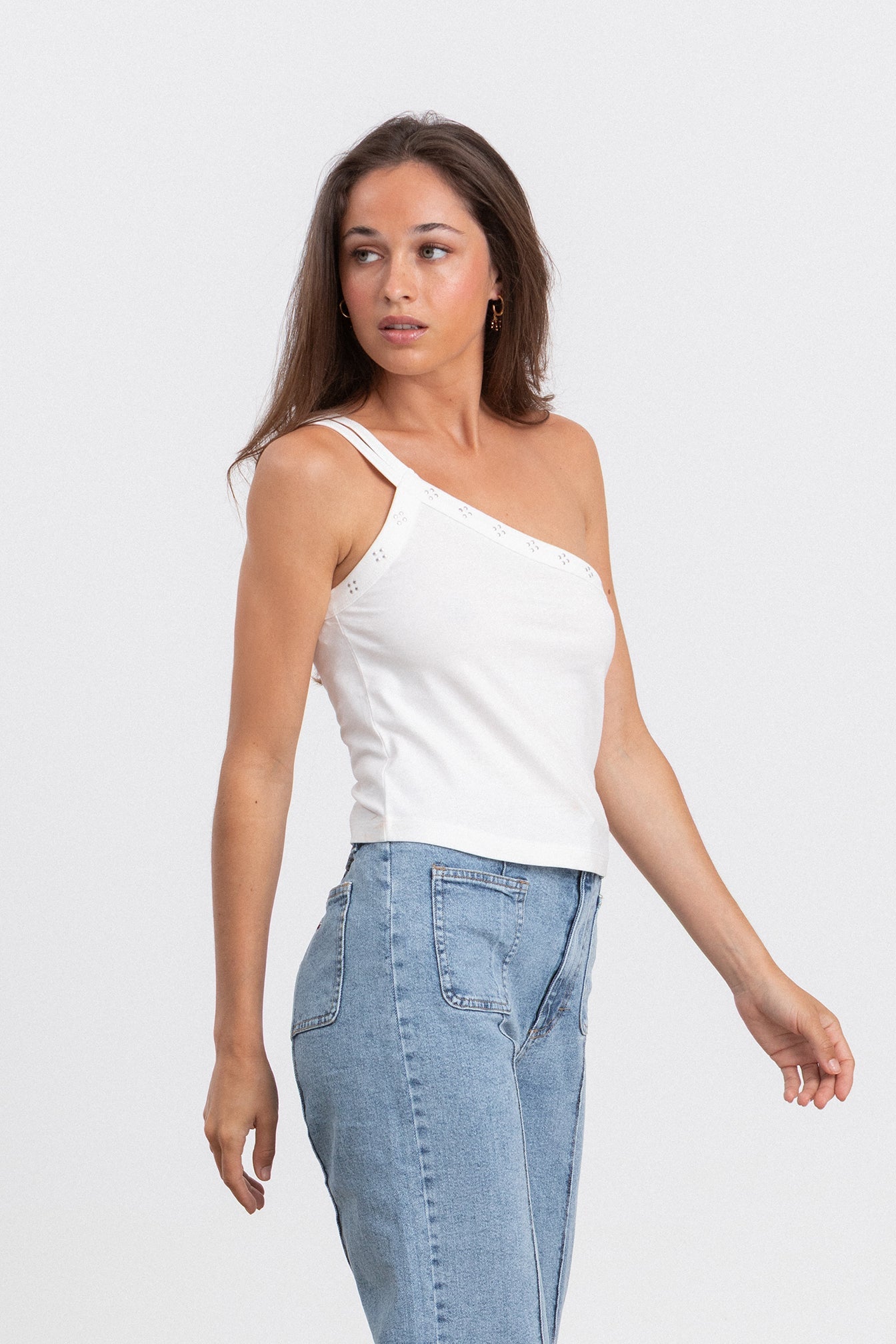TOP ASIMETRICO ALGODON TACHAS