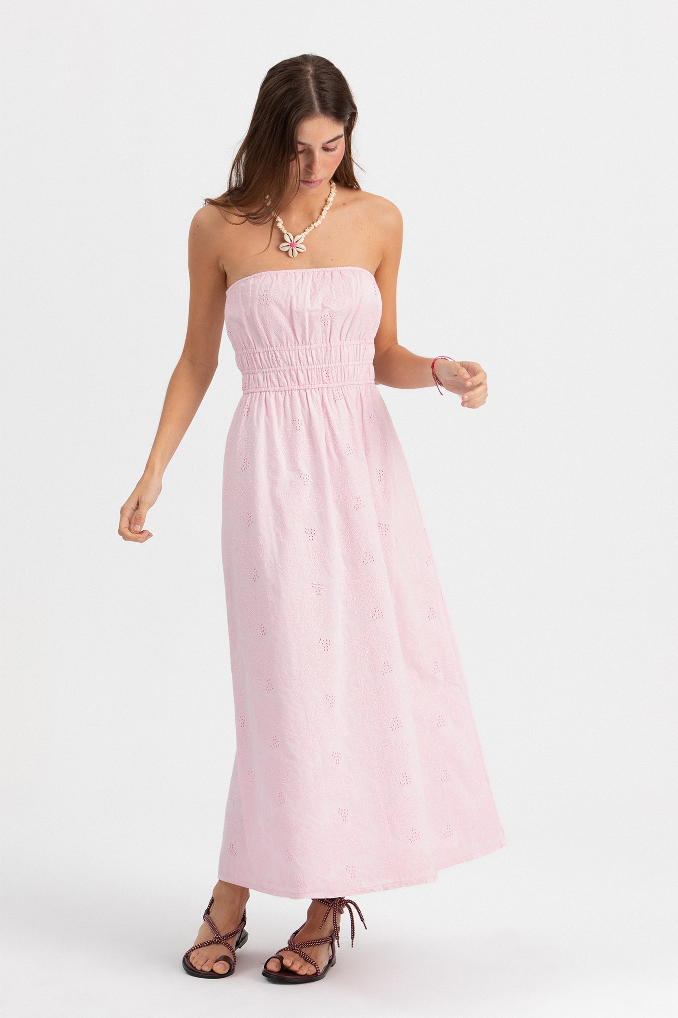 VESTIDO MIDI CALADO