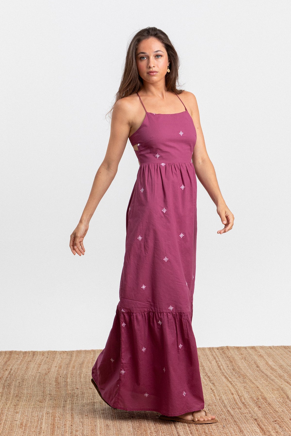 VESTIDO MIDI DETALLE BORDADOS