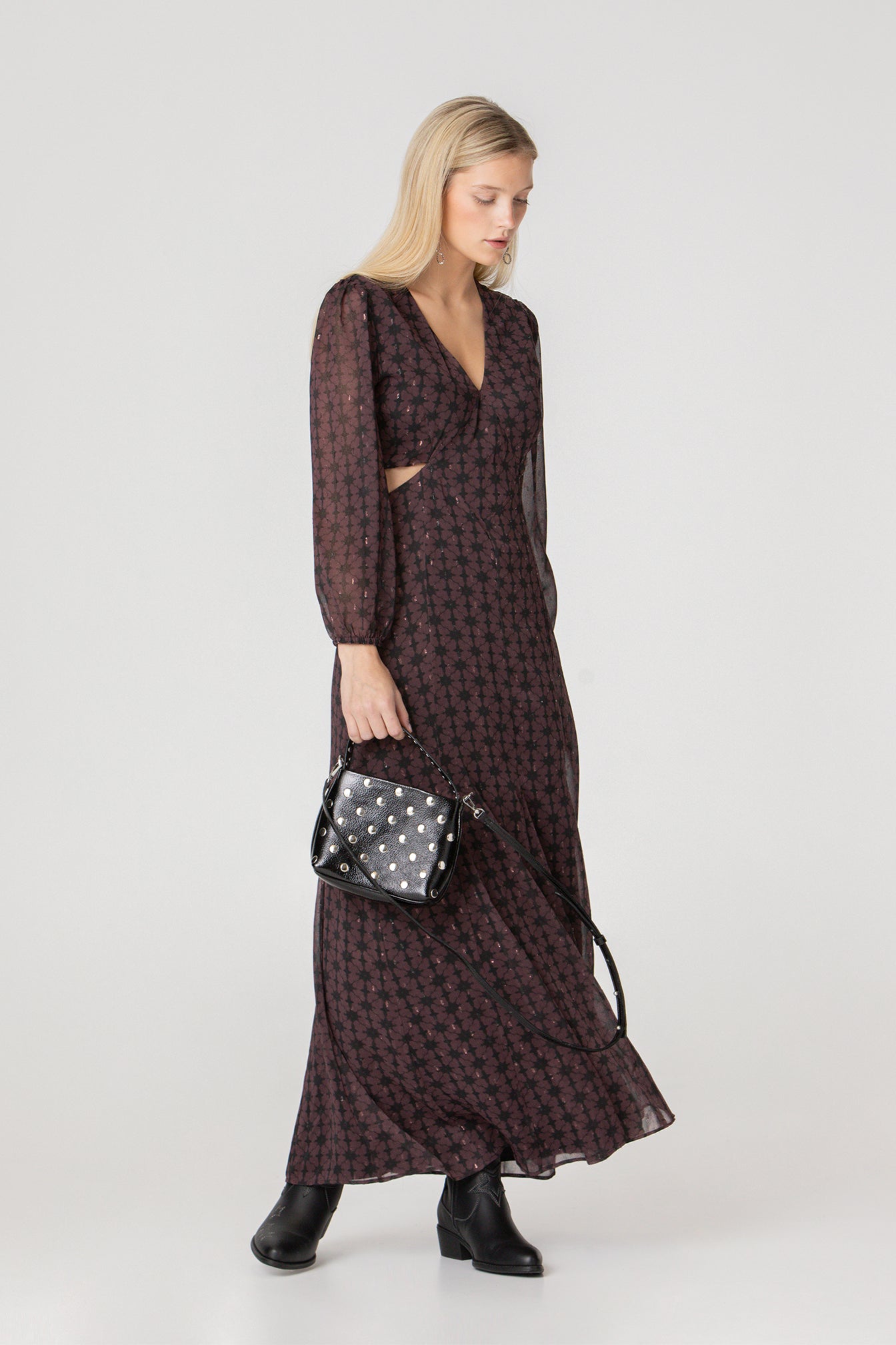 VESTIDO MIDI ESCOTE PICO CUT OUT