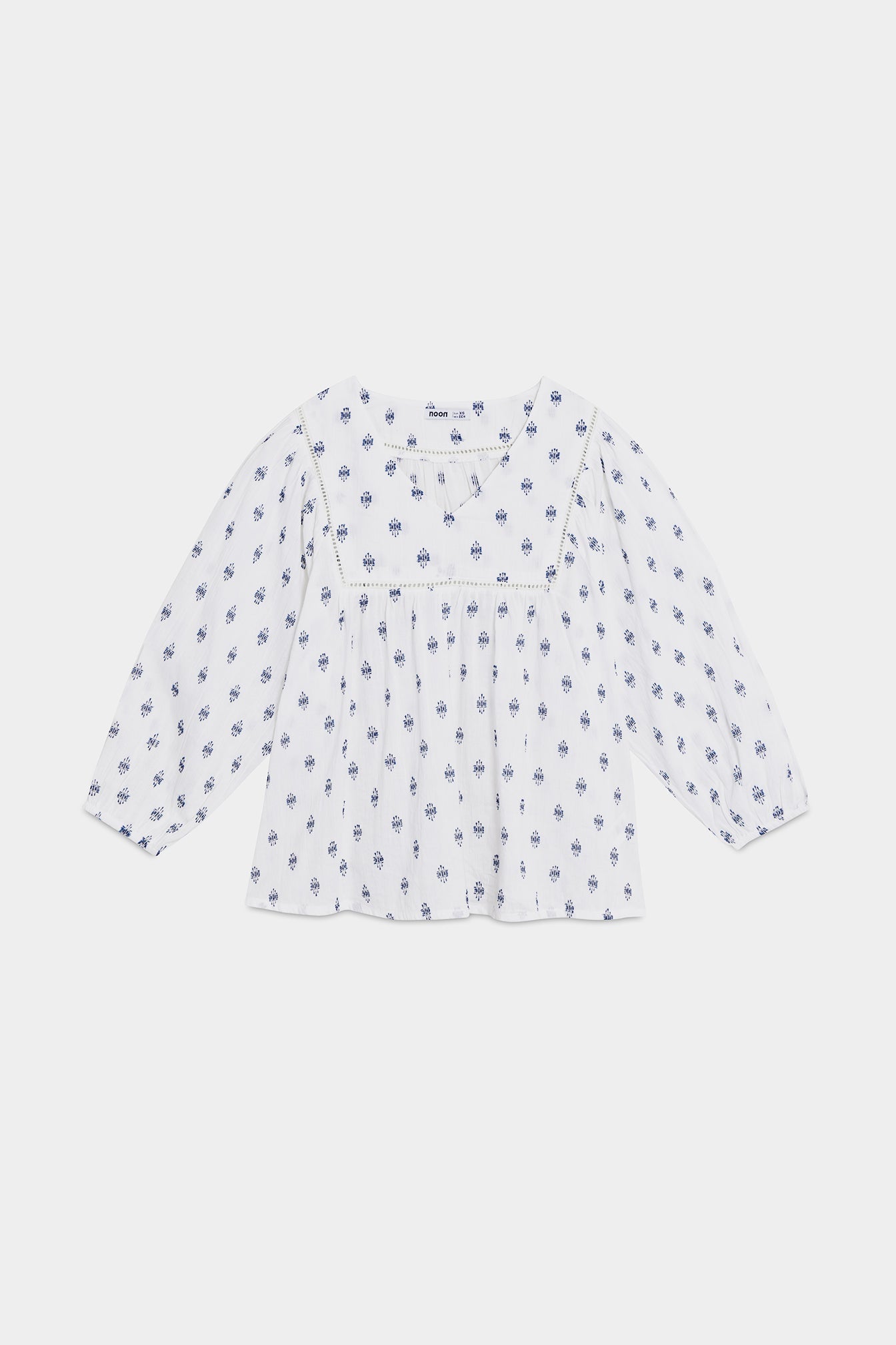 BLUSA CANESU BORDADA