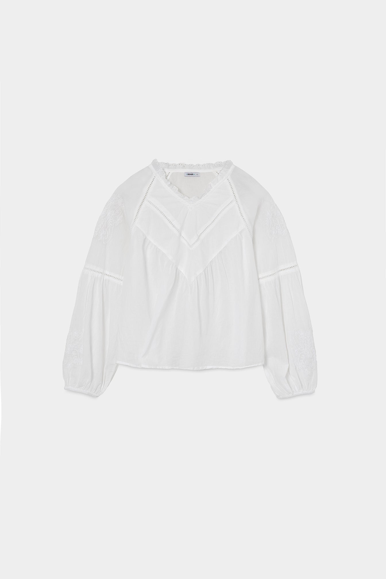 BLUSA FLUIDA MANGAS BORDADAS