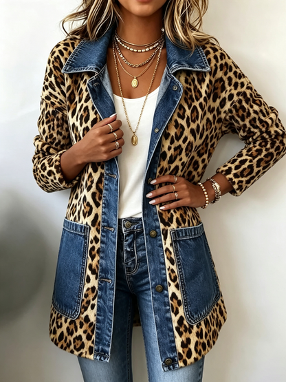 Nora | Chaqueta Larga de Mezclilla con Estampado de Leopardo