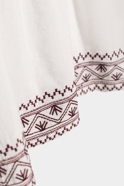 BLUSA JARETAS BORDADO